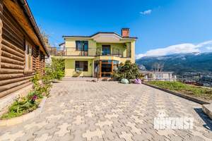 Дом 317м², 3-этажный, участок 7 сот.  