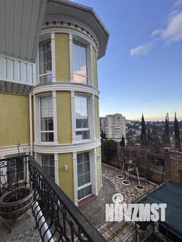 Дом 360м&sup2;, 4-этажный, участок 419 сот.  