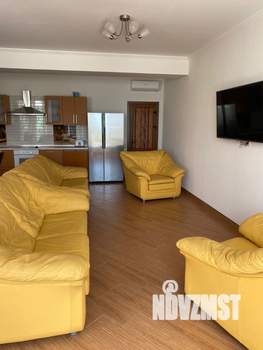 Коттедж 270м², 3-этажный, участок 1 сот.  