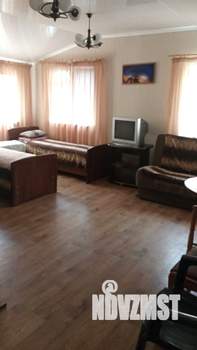 Дом 25м&sup2;, 1-этажный, участок 5 сот.  