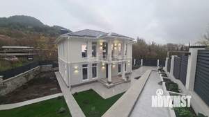 Дом 240м², 2-этажный, участок 7 сот.  