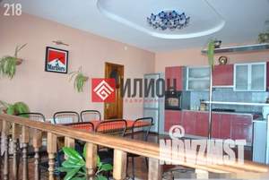 Дом 217м², 3-этажный, участок 10 сот.  