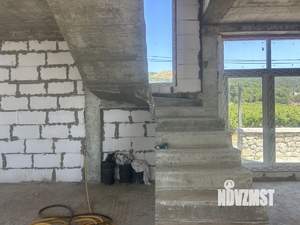 Дом 280м², 3-этажный, участок 8 сот.  