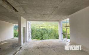 Дом 372м², 3-этажный, участок 4 сот.  