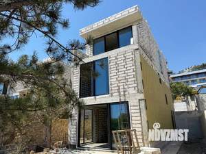 Дом 260м², 3-этажный, участок 5 сот.  