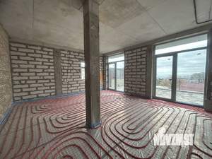 Дом 178м&sup2;, 2-этажный, участок 4 сот.  