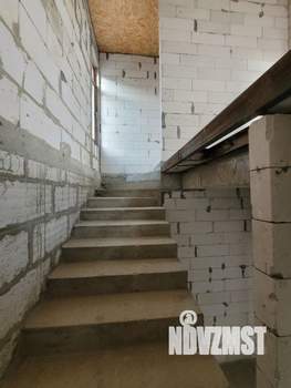 Коттедж 249м&sup2;, 3-этажный, участок 6 сот.  