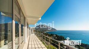 Дом 660м&sup2;, 3-этажный, участок 3 сот.  