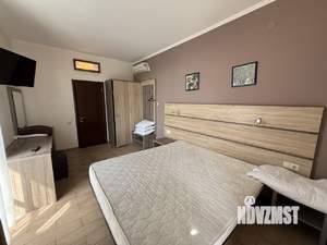Дом 350м², 3-этажный, участок 8 сот.  