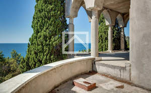 Дом 600м², 3-этажный, участок 20 сот.  