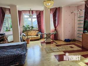 Дом 490м², 4-этажный, участок 5 сот.  