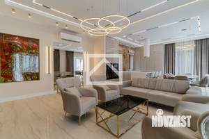 Дом 361м&sup2;, 3-этажный, участок 8 сот.  