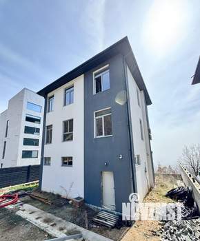 Дом 280м², 2-этажный, участок 4 сот.  