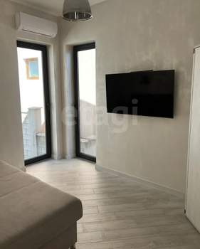 Дом 109м&sup2;, 2-этажный, участок 3 сот.  