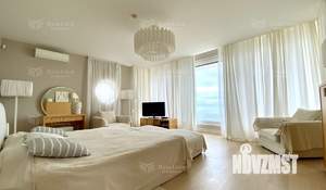 Дом 564м², 3-этажный, участок 12 сот.  