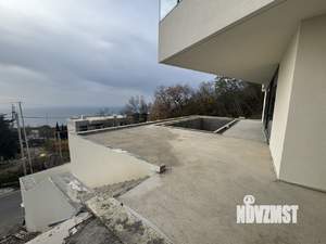 Коттедж 545м², 3-этажный, участок 10 сот.  