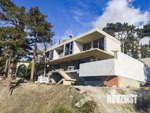 Дом 369м², 3-этажный, участок 7 сот.  