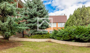 Дом 352м², 3-этажный, участок 10 сот.  