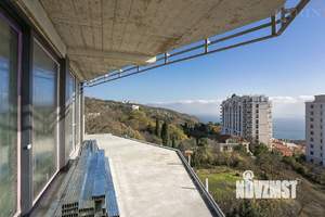 Дом 320м&sup2;, 3-этажный, участок 3 сот.  