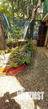 Дом 171м², 3-этажный, участок 1 сот.  