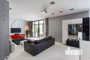 Дом 350м², 2-этажный, участок 9 сот.  