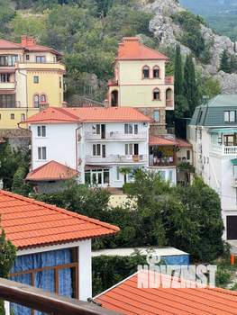 Коттедж 432м², 3-этажный, участок 6 сот.  