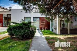 Дом 703м&sup2;, 2-этажный, участок 12 сот.  