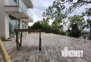 Дом 380м&sup2;, 3-этажный, участок 4 сот.  