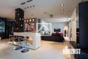 Дом 350м&sup2;, 2-этажный, участок 9 сот.  