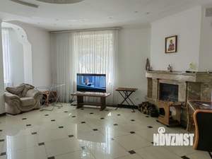 Дом 490м&sup2;, 4-этажный, участок 5 сот.  