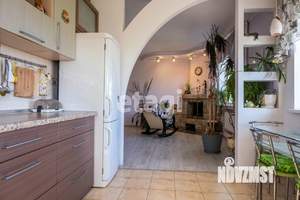 Дом 256м&sup2;, 3-этажный, участок 7 сот.  