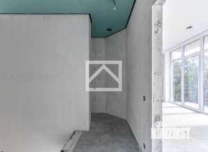 Дом 242м², 3-этажный, участок 8 сот.  