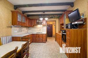 Коттедж 143м&sup2;, 3-этажный, участок 1 сот.  