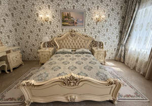 Дом 185м&sup2;, 2-этажный, участок 4 сот.  