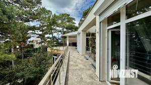 Дом 289м&sup2;, 3-этажный, участок 15 сот.  