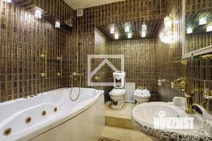 Дом 650м&sup2;, 4-этажный, участок 9 сот.  