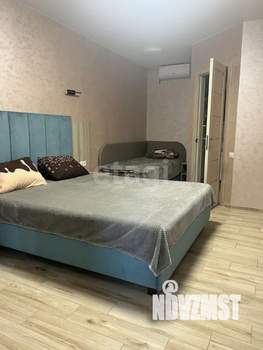 Дом 600м², 3-этажный, участок 15 сот.  