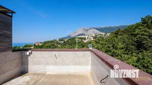 Дом 425м&sup2;, 3-этажный, участок 10 сот.  