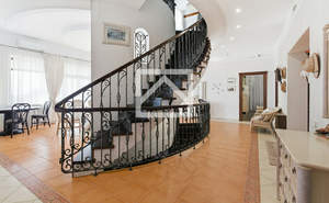 Дом 528м&sup2;, 3-этажный, участок 45 сот.  