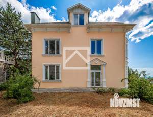 Дом 440м&sup2;, 4-этажный, участок 11 сот.  