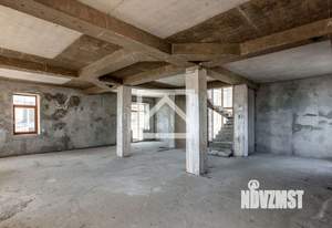 Дом 444м&sup2;, 4-этажный, участок 10 сот.  