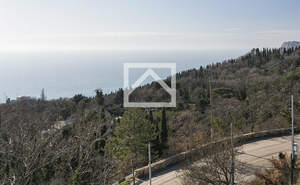 Дом 210м&sup2;, 3-этажный, участок 4 сот.  