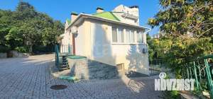 Дом 696м², 3-этажный, участок 6 сот.  