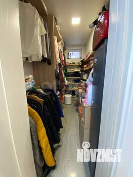 Дом 240м&sup2;, 2-этажный, участок 10 сот.  