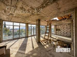 Коттедж 315м&sup2;, 2-этажный, участок 12 сот.  