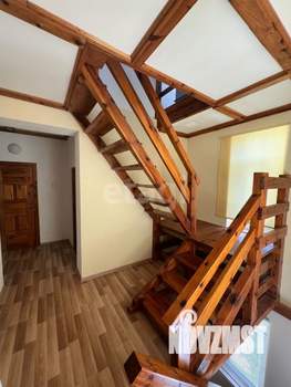 Дом 325м², 3-этажный, участок 15 сот.  