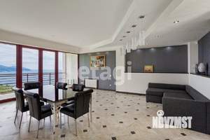 Дом 310м&sup2;, 3-этажный, участок 1 сот.  