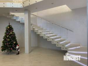 Дом 280м&sup2;, 2-этажный, участок 10 сот.  