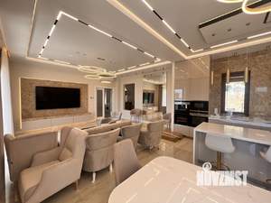 Дом 370м², 3-этажный, участок 9 сот.  