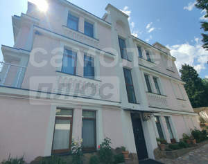 Дом 784м², 4-этажный, участок 9 сот.  